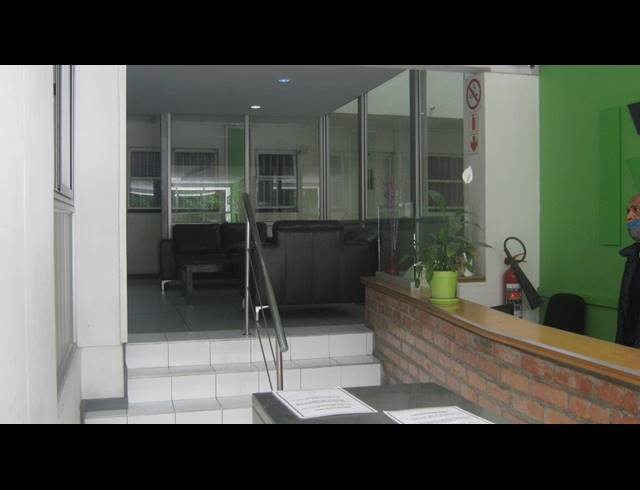 1 BEDROOM FLAT RENTED IN GARDENS